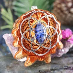 TEP Pendants Blue Kyanite With Silver Seed Of Life