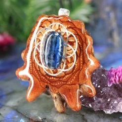 TEP Pendants Blue Kyanite With Silver Seed Of Life