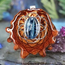 TEP Pendants Blue Kyanite With Silver Seed Of Life
