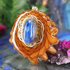 TEP Pendants Blue Kyanite With Gold Flower Of Life And Back Om 7 TEP Pendants Blue Kyanite With Gold Flower Of Life And Back Om