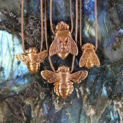 Third Eye Pinecones Bronze Bee Necklace Pendants