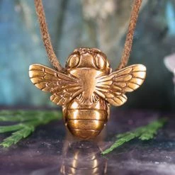 Third Eye Pinecones Bronze Bee Necklace Pendants