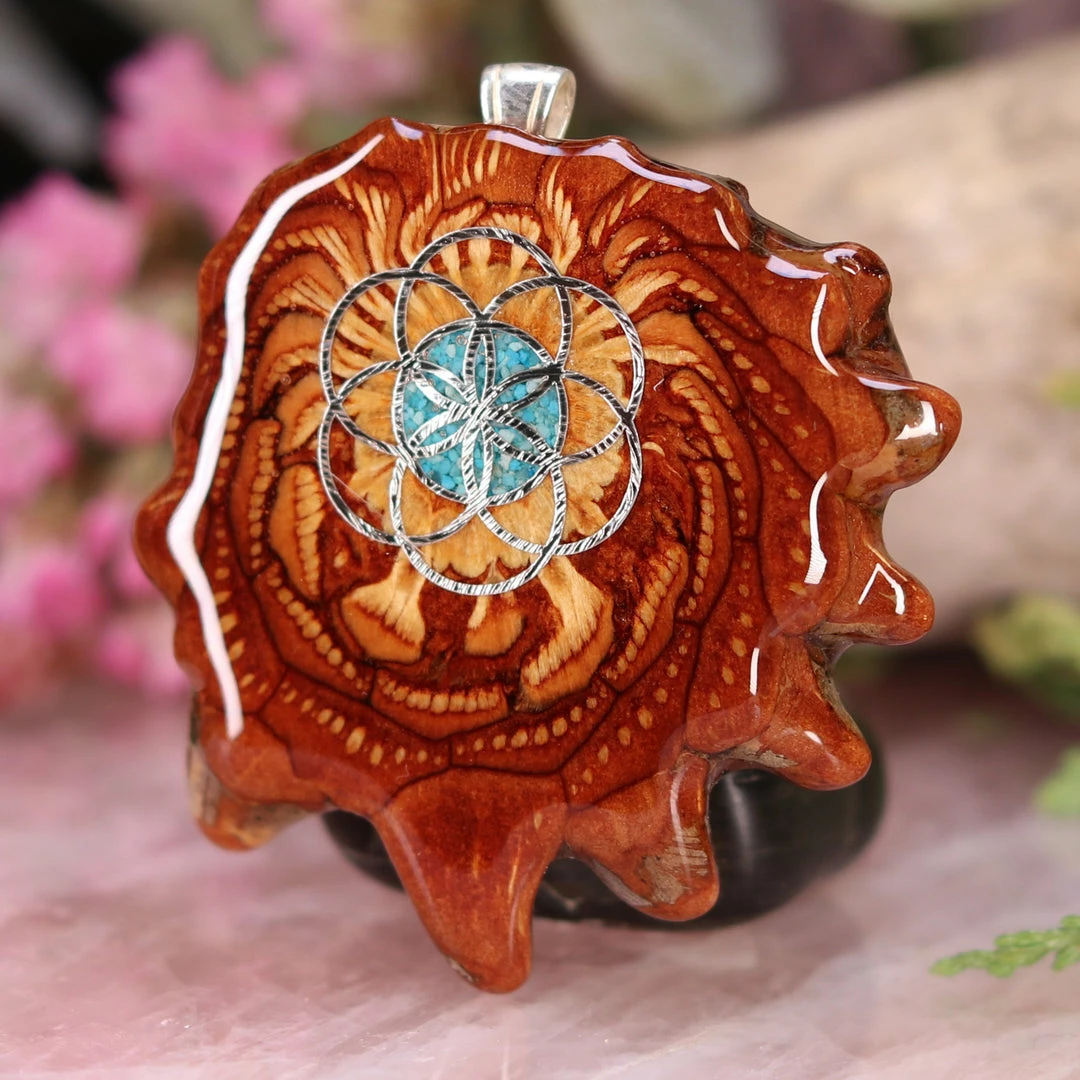 TEP Crushed Turquoise (Glows) With Silver Seed Of Life Pendants 4 TEP Crushed Turquoise (Glows) With Silver Seed Of Life Pendants