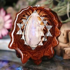 TEP Moonstone With Silver Sri Yantra
