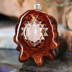 TEP Pendants Moonstone With Silver Sri Yantra