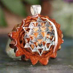 TEP Natural With Silver 64 Star Tetrahedron Pendants