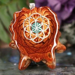 TEP Crushed Malachite (Glows) With Silver Seed Of Life