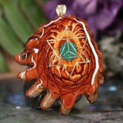 TEP Crushed Malachite (Glows) With Gold Merkaba Pendants
