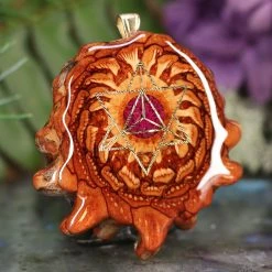 TEP Crushed Sugilite (Glows) With Gold Merkaba Pendants