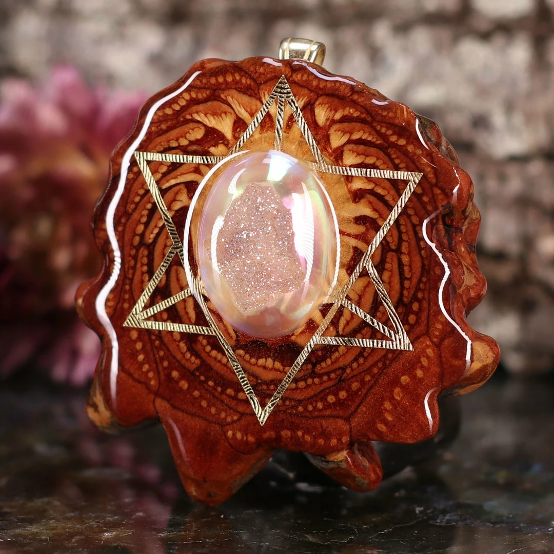 TEP White Druzy Quartz With Gold Merkaba Pendants 4 TEP White Druzy Quartz With Gold Merkaba Pendants