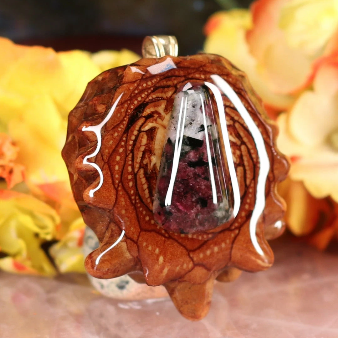 TEP Eudialyte 5 TEP Eudialyte