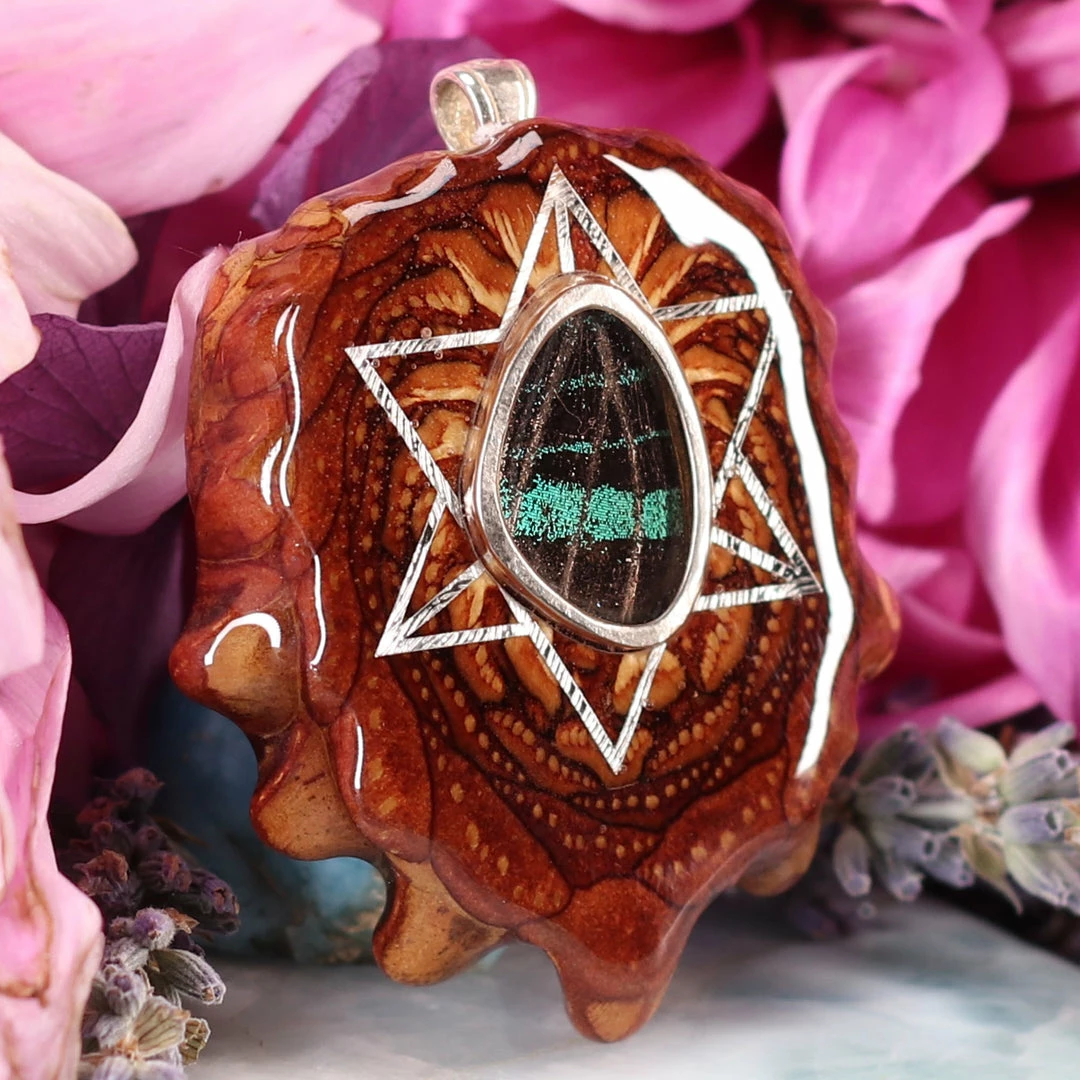 TEP Pendants Green Banded Butterfly Wing With Silver Merkaba 5 TEP Pendants Green Banded Butterfly Wing With Silver Merkaba