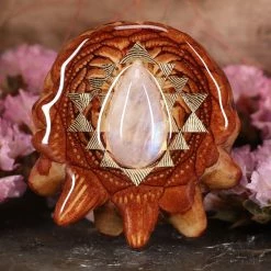 TEP Pendants Moonstone With Gold Sri Yantra