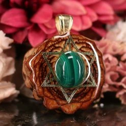 TEP Pendants Malachite With Gold Merkaba
