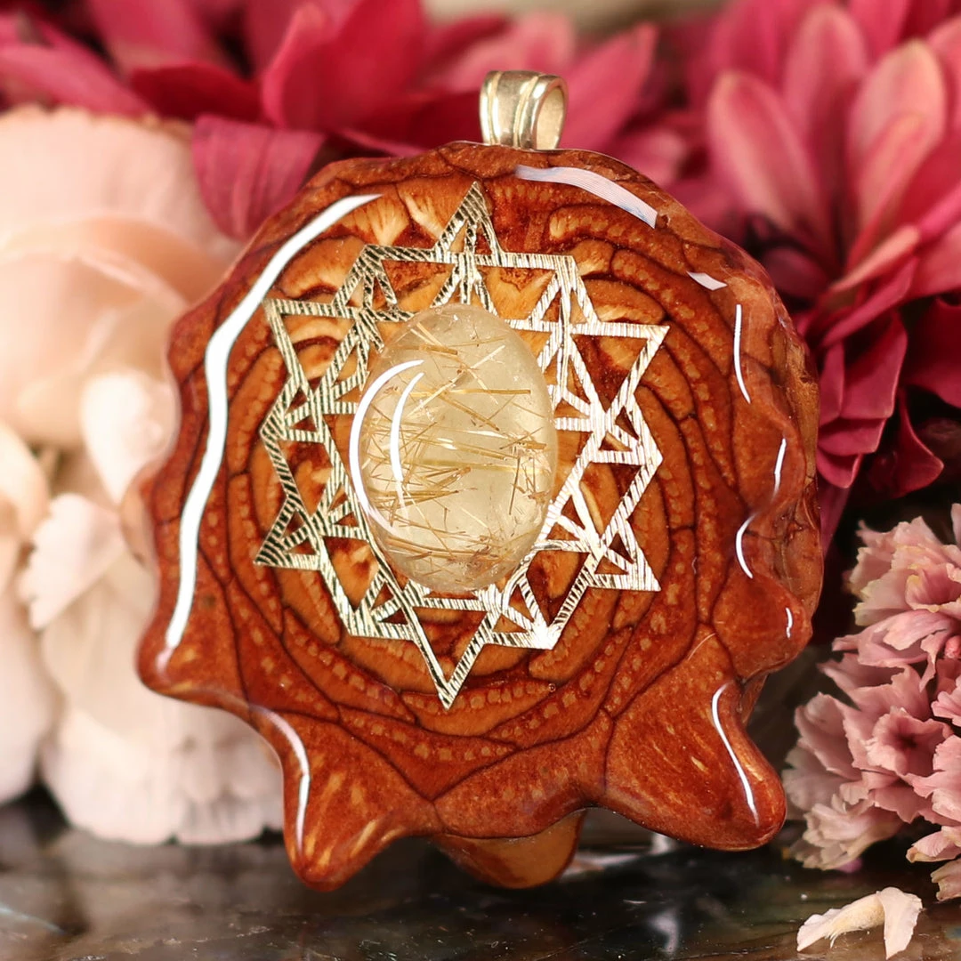 TEP Pendants Glowing Rutilated Quartz With Gold 64 Star Tetrahedron 4 TEP Pendants Glowing Rutilated Quartz With Gold 64 Star Tetrahedron