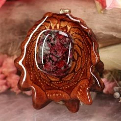 TEP Pendants Eudialyte