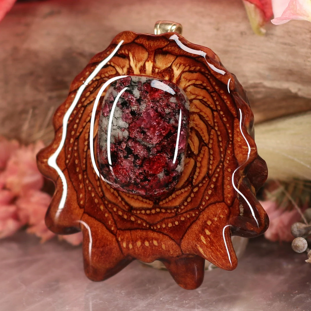 TEP Pendants Eudialyte 4 TEP Pendants Eudialyte