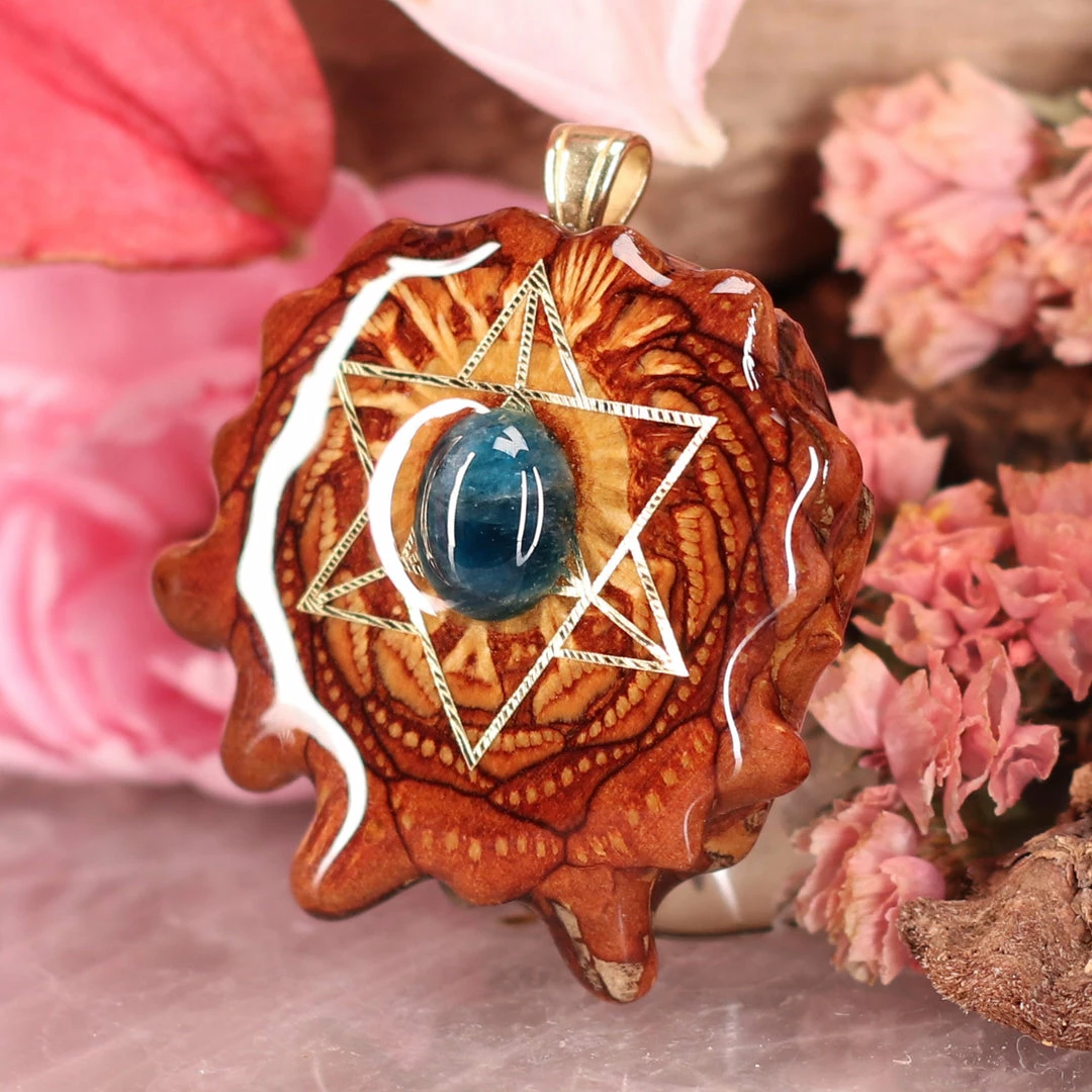 TEP Blue Apatite With Gold Merkaba 4 TEP Blue Apatite With Gold Merkaba