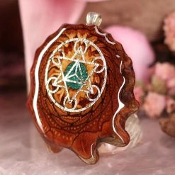 TEP Crushed Malachite (Glows) With Silver Cube Of Metatron