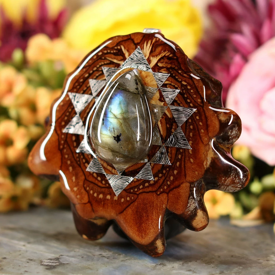 TEP Labradorite With Silver Sri Yantra 4 TEP Labradorite With Silver Sri Yantra