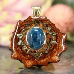 TEP Pendants Blue Apatite With Gold Sri Yantra