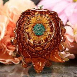 TEP Crushed Malachite (Glows) With Gold Cube Of Metatron