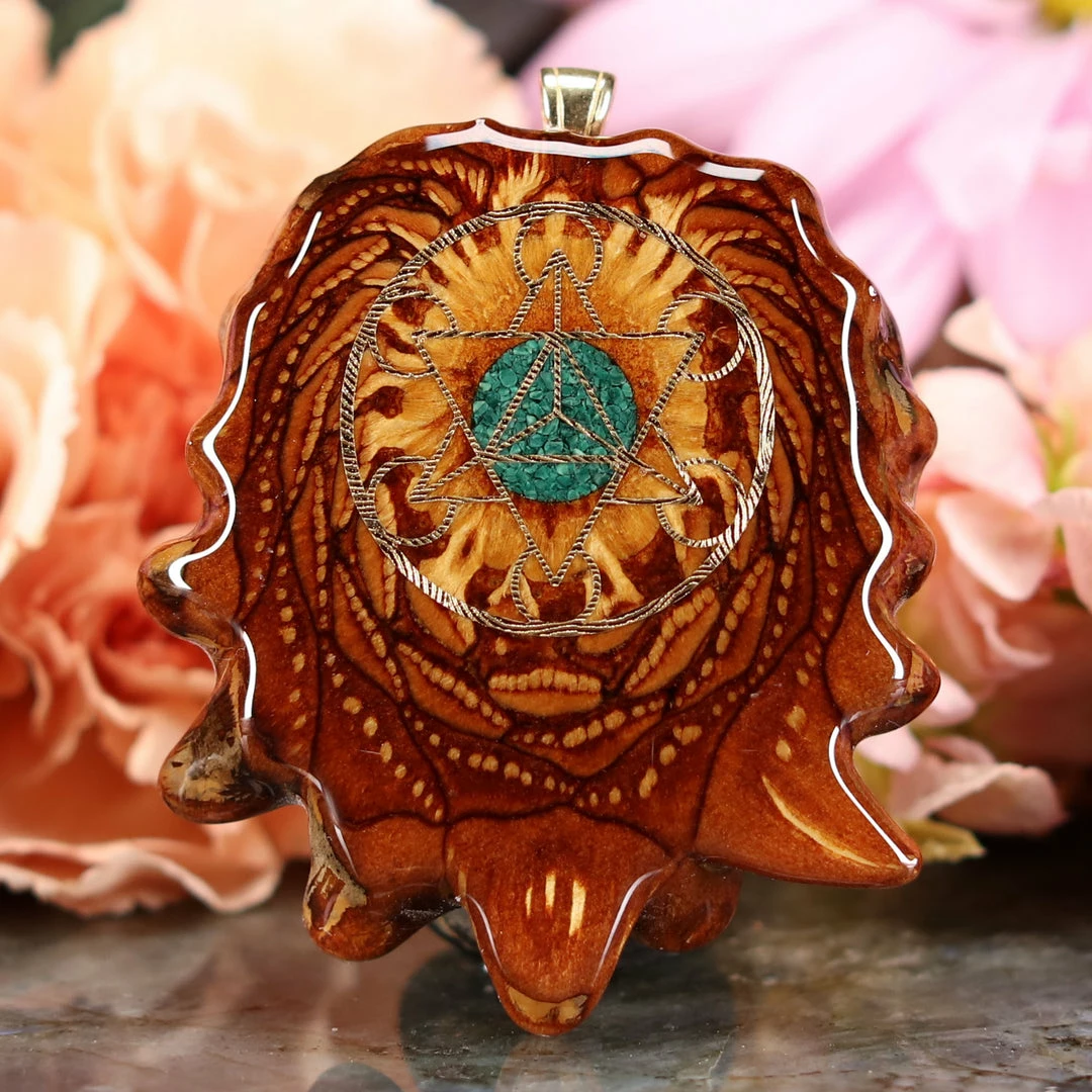 TEP Crushed Malachite (Glows) With Gold Cube Of Metatron 3 TEP Crushed Malachite (Glows) With Gold Cube Of Metatron