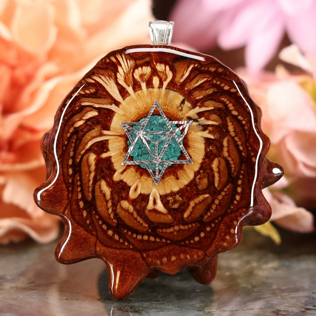 TEP Crushed Malachite (Glows) With Silver Merkaba 3 TEP Crushed Malachite (Glows) With Silver Merkaba