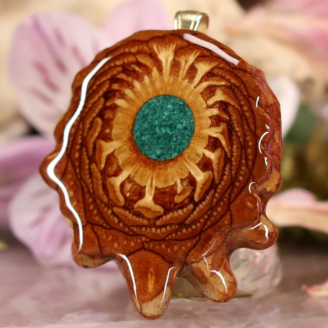 TEP Pendants Crushed Malachite (Glows) 4 TEP Pendants Crushed Malachite (Glows)