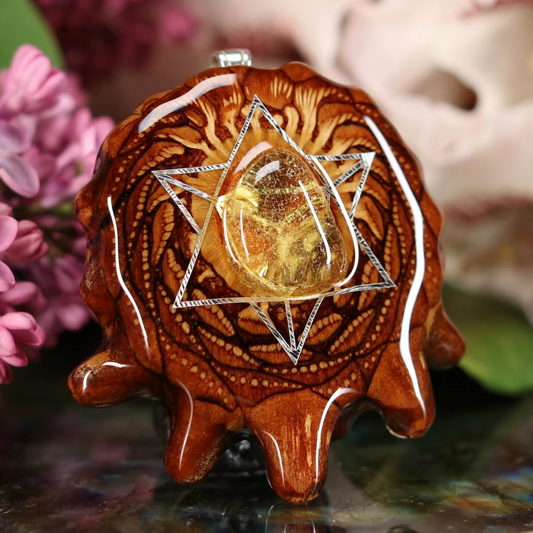 TEP Yellow Amber With Silver Merkaba Pendants 5 TEP Yellow Amber With Silver Merkaba Pendants