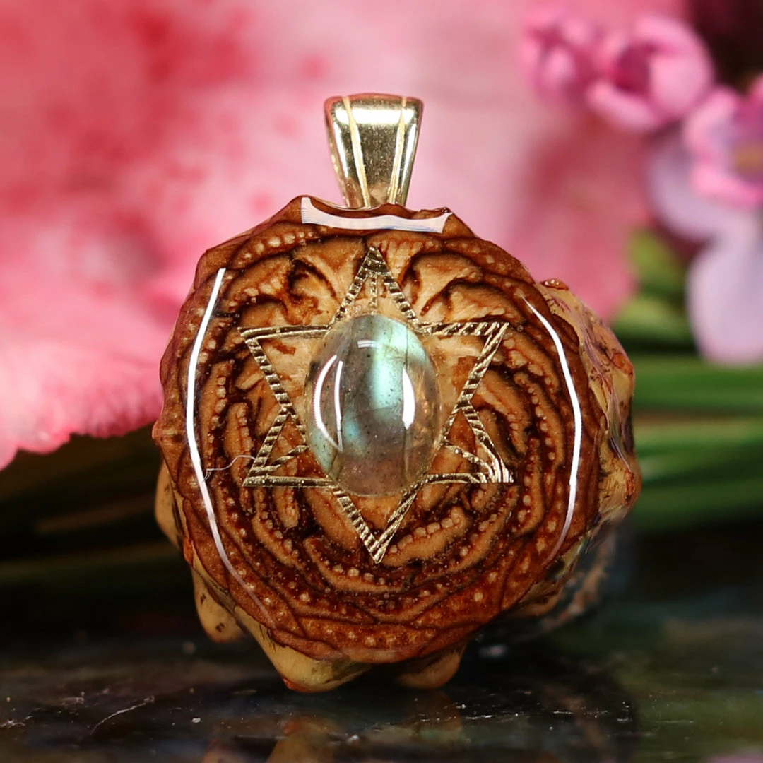 TEP Pendants Labradorite With Gold Merkaba 3 TEP Pendants Labradorite With Gold Merkaba