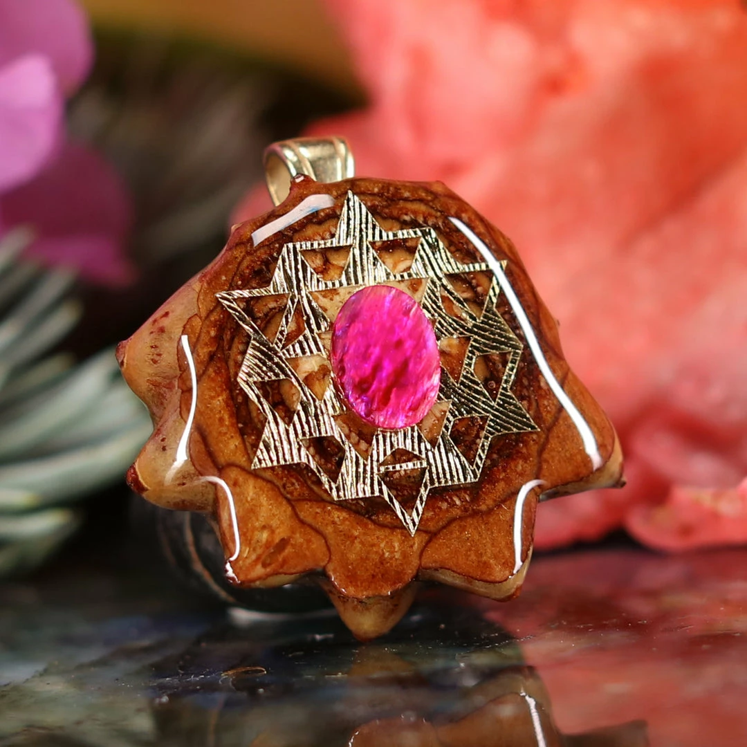 TEP Pink Paua Shell With Gold 64 Star Tetrahedron Pendants 5 TEP Pink Paua Shell With Gold 64 Star Tetrahedron Pendants