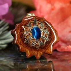TEP Blue Paua Shell With Gold 64 Star Tetrahedron