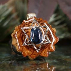TEP Pendants Blue Kyanite With Silver Merkaba