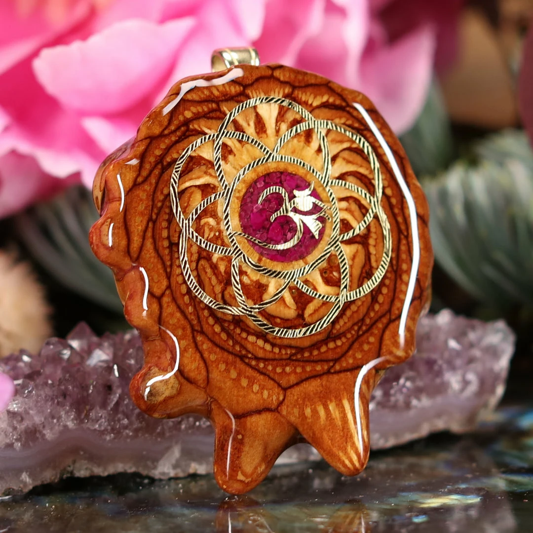 TEP Pendants Crushed Sugilite (Glows) With Gold Seed Of Life And Front Om 5 TEP Pendants Crushed Sugilite (Glows) With Gold Seed Of Life And Front Om