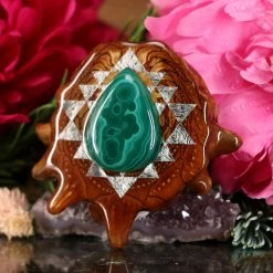 TEP Pendants Malachite With Silver Sri Yantra