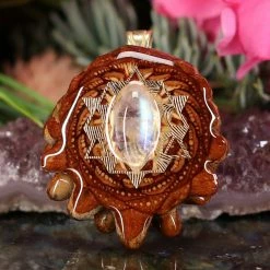 TEP Pendants Moonstone With Gold 64 Star Tetrahedron