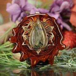 TEP Labradorite With Gold 64 Star Tetrahedron