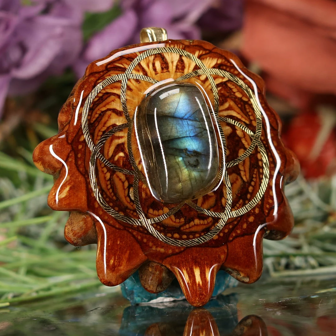 TEP Pendants Labradorite With Gold Seed Of Life And Back Om 5 TEP Pendants Labradorite With Gold Seed Of Life And Back Om